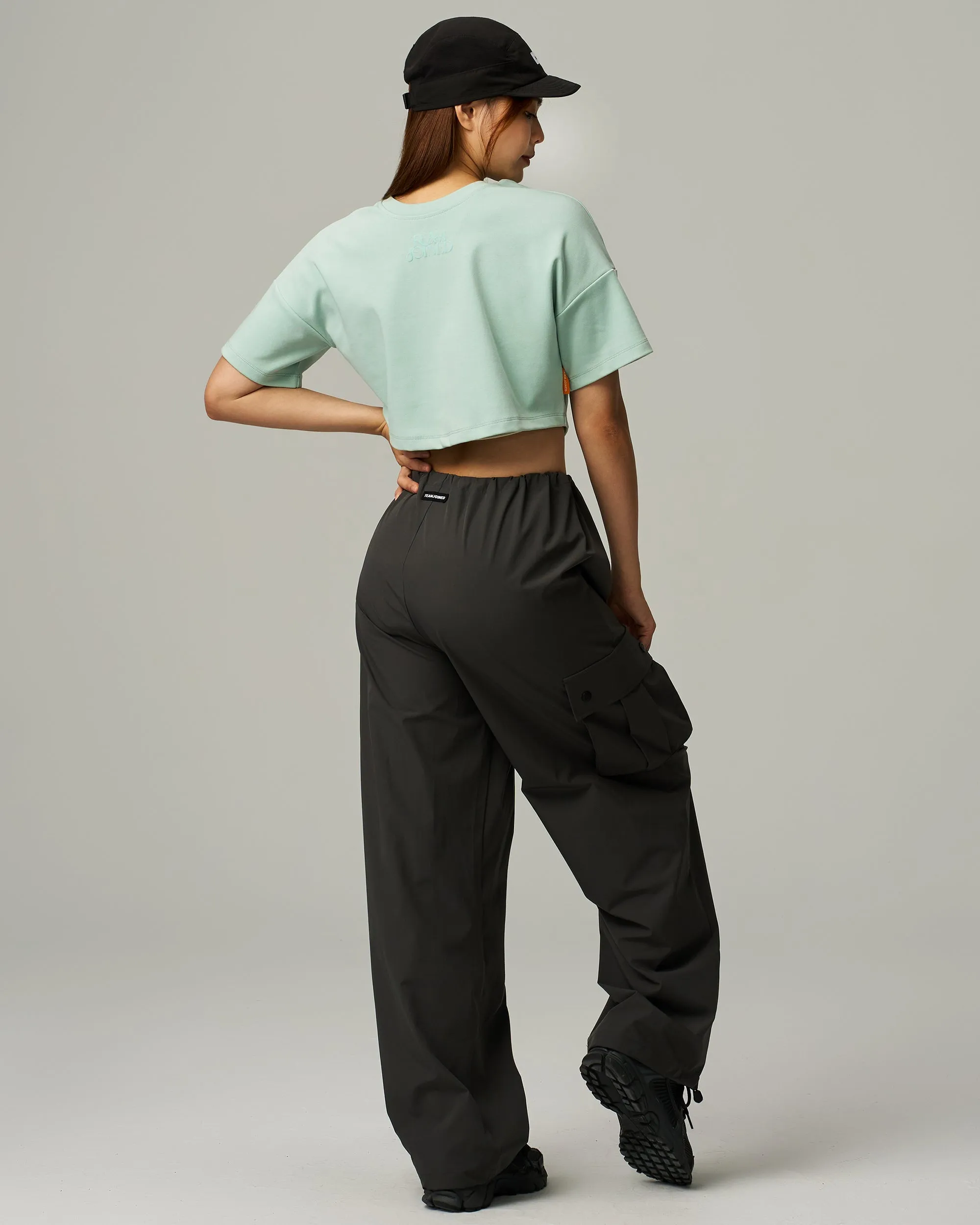 Aura Crop Top Oversized