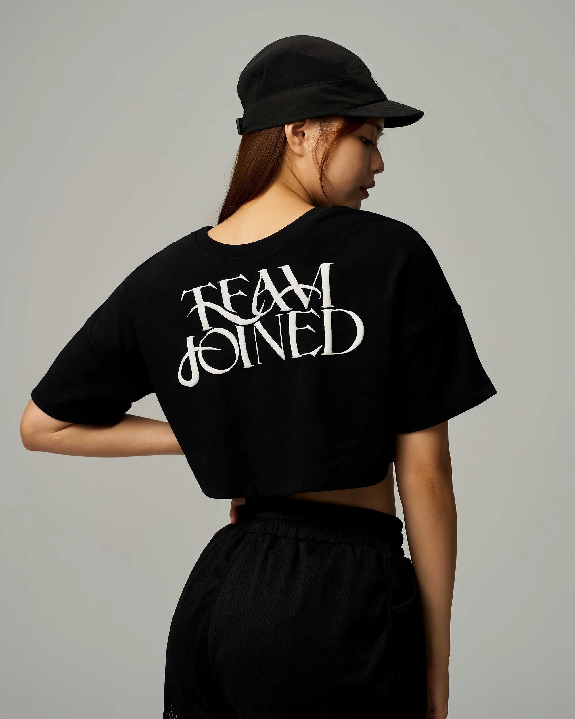 Aura Crop Top Oversized