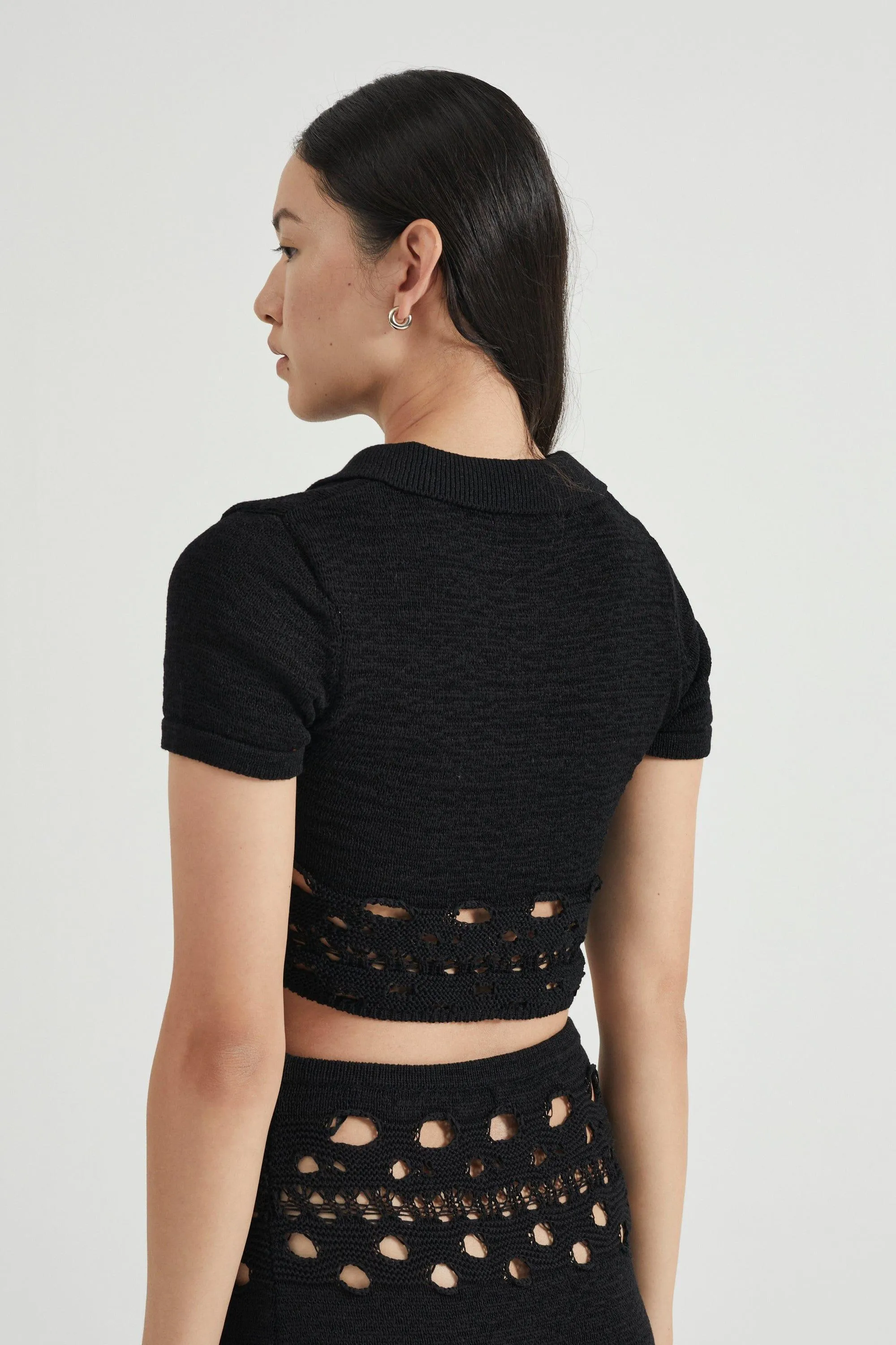 BREAK AWAY KNIT POLO TOP | BLACK