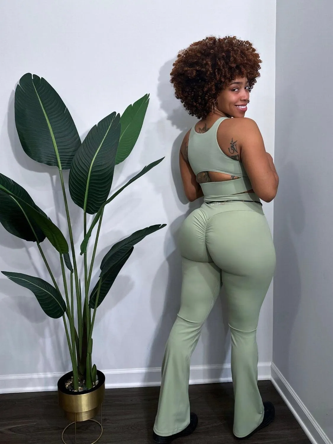 Flirty Flare Fitness Leggings