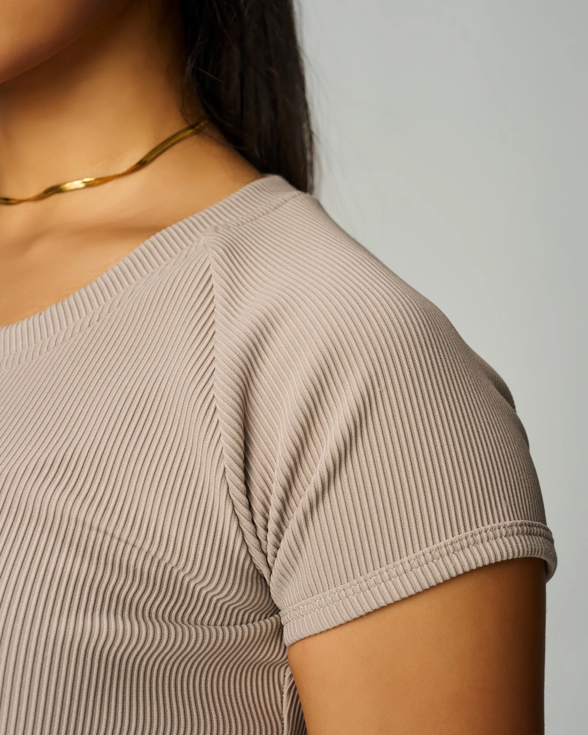 Label  Ribbed Crop Top