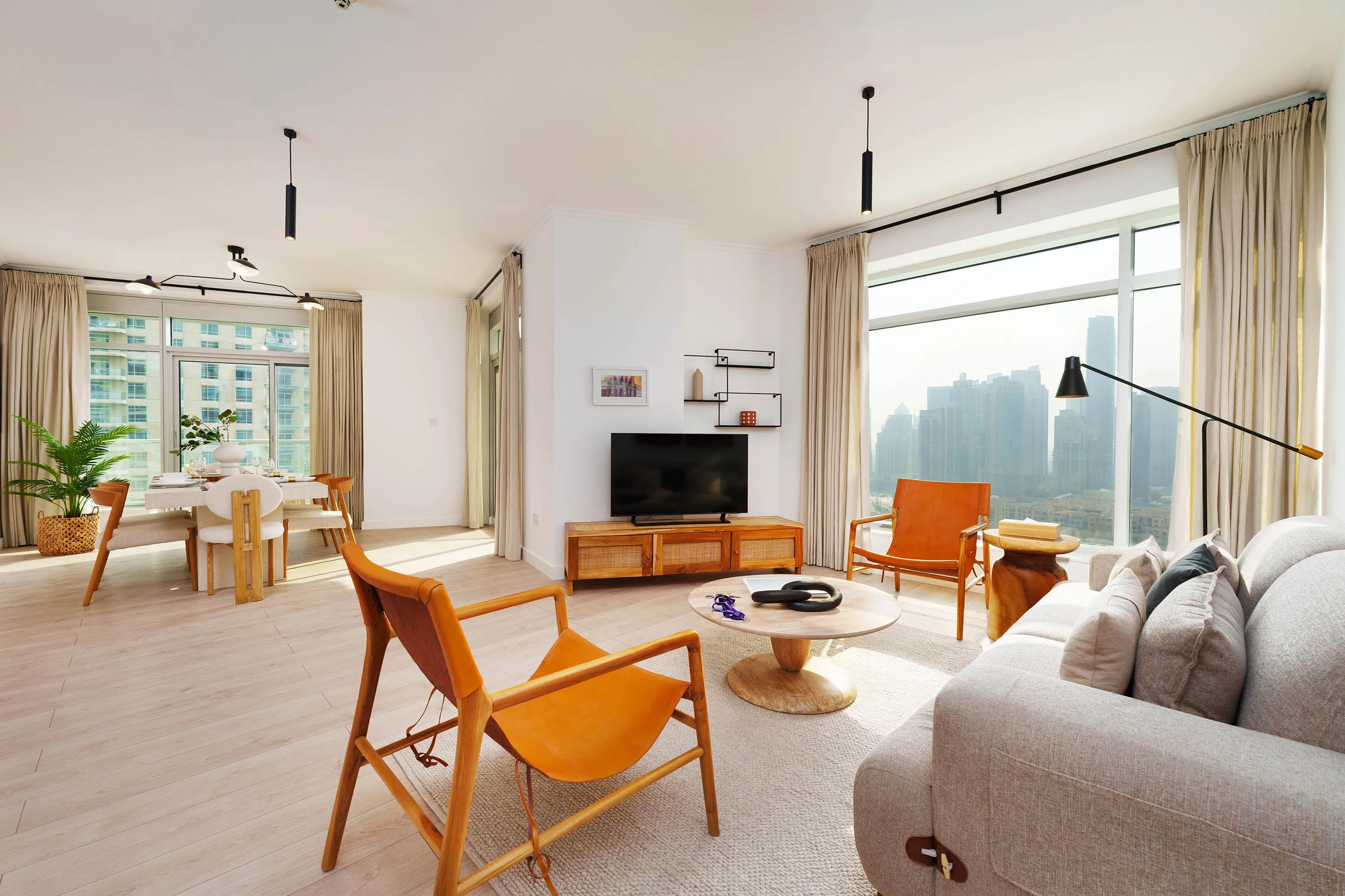 Modern Chic Apt w/ Spectacular Downtown Views