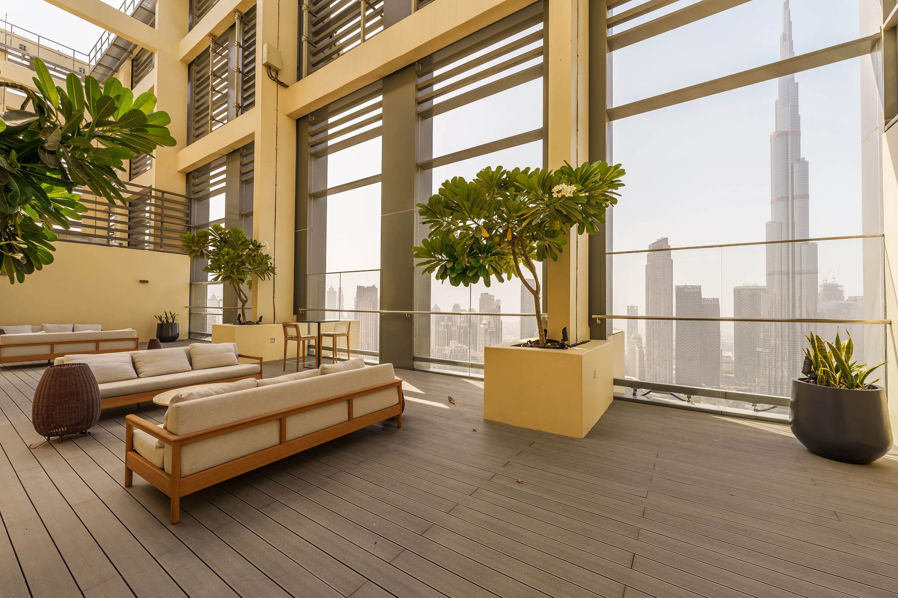 Modern Chic Apt w/ Unobstructed Burj Khalifa Views
