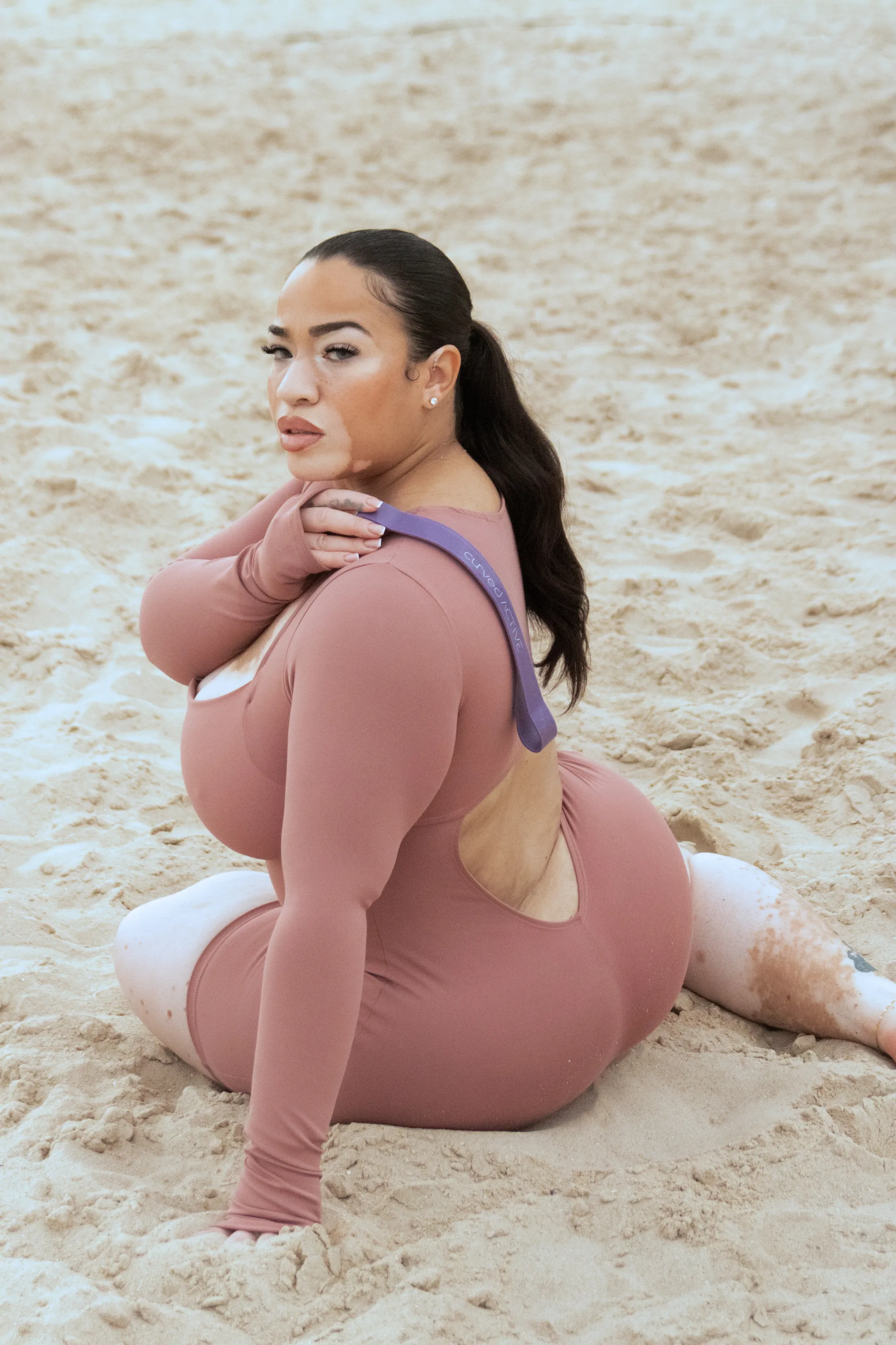 SHORT ACTIVE BODYSUIT