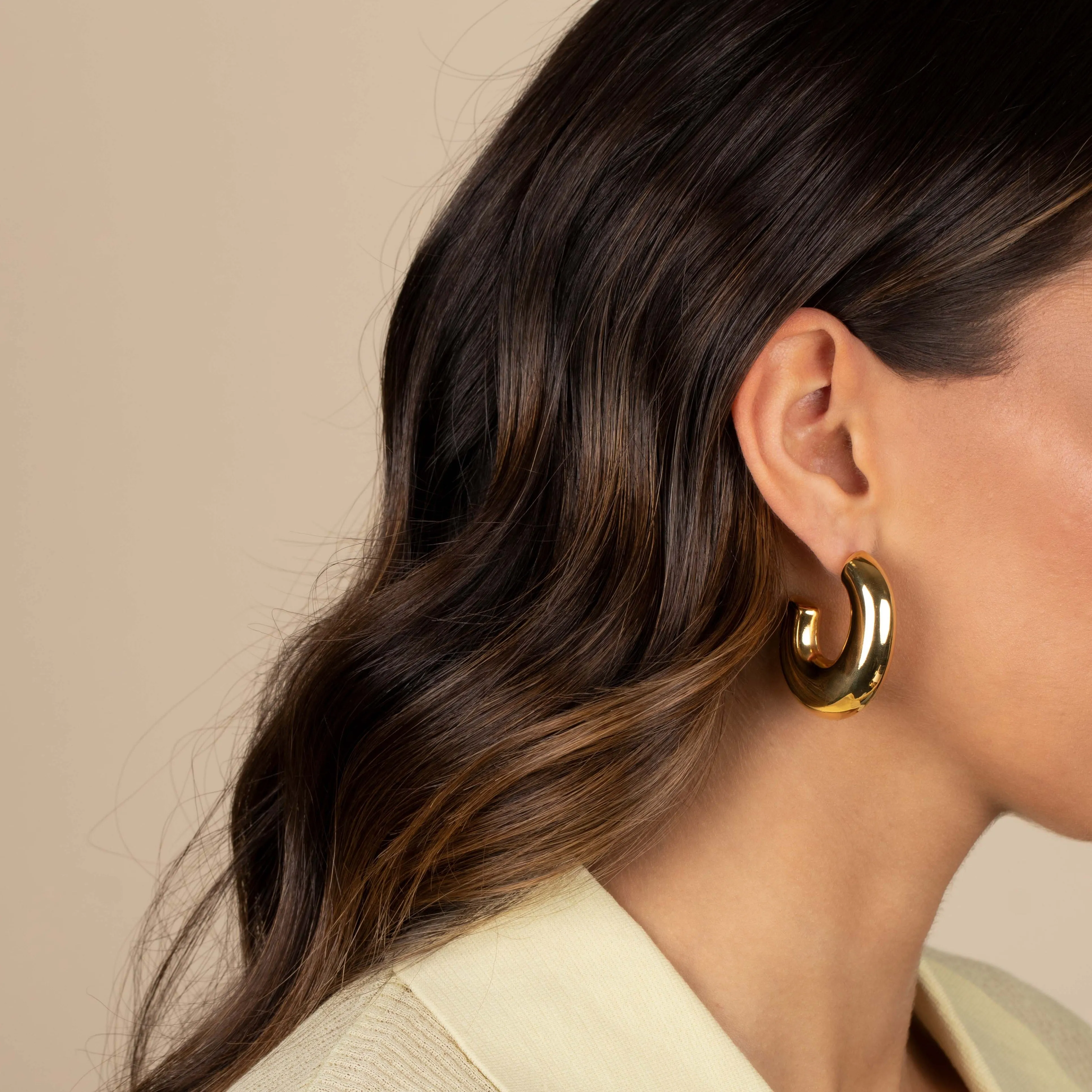 Solid Vintage Hoop Earring