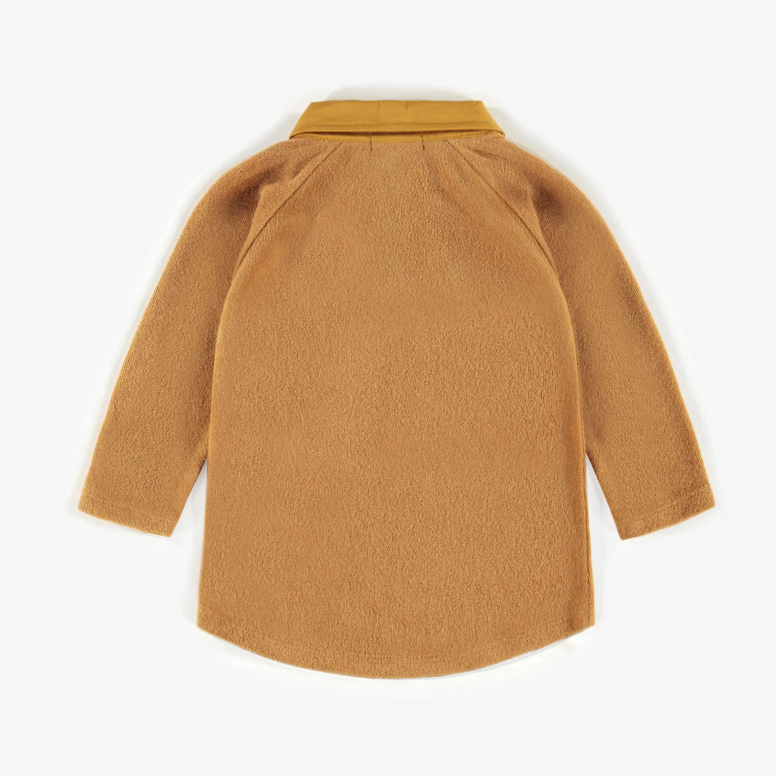 T-shirt caramel à manches longues avec col polo, bébé || Caramel t-shirt with long sleeves and a polo collar, baby