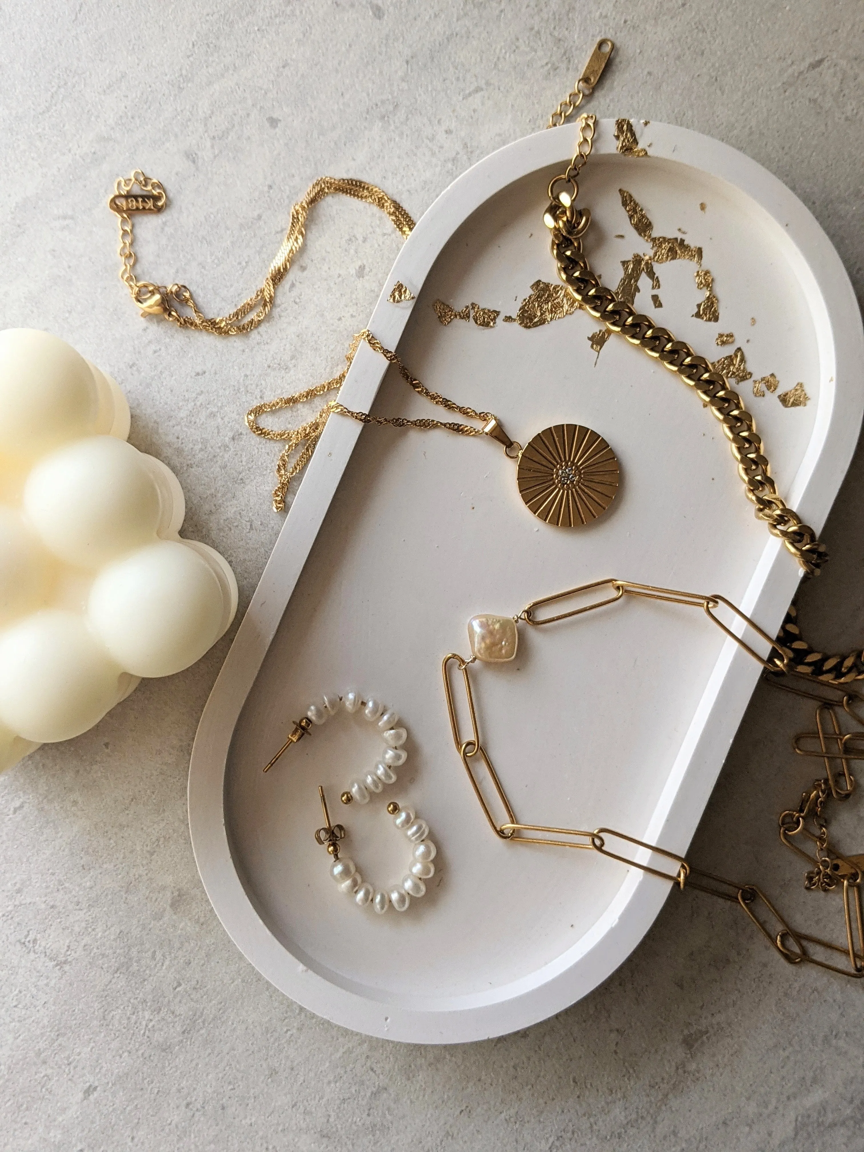 Tessa Pearl Hoops