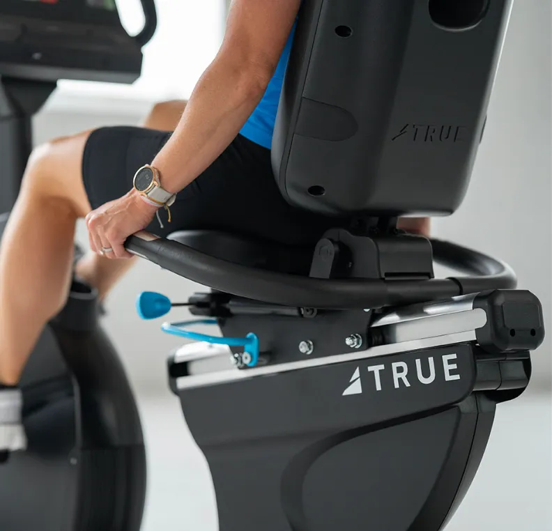TRUE APEX SERIES RECUMBENT BIKE W/ UNITE 10 CONSOLE