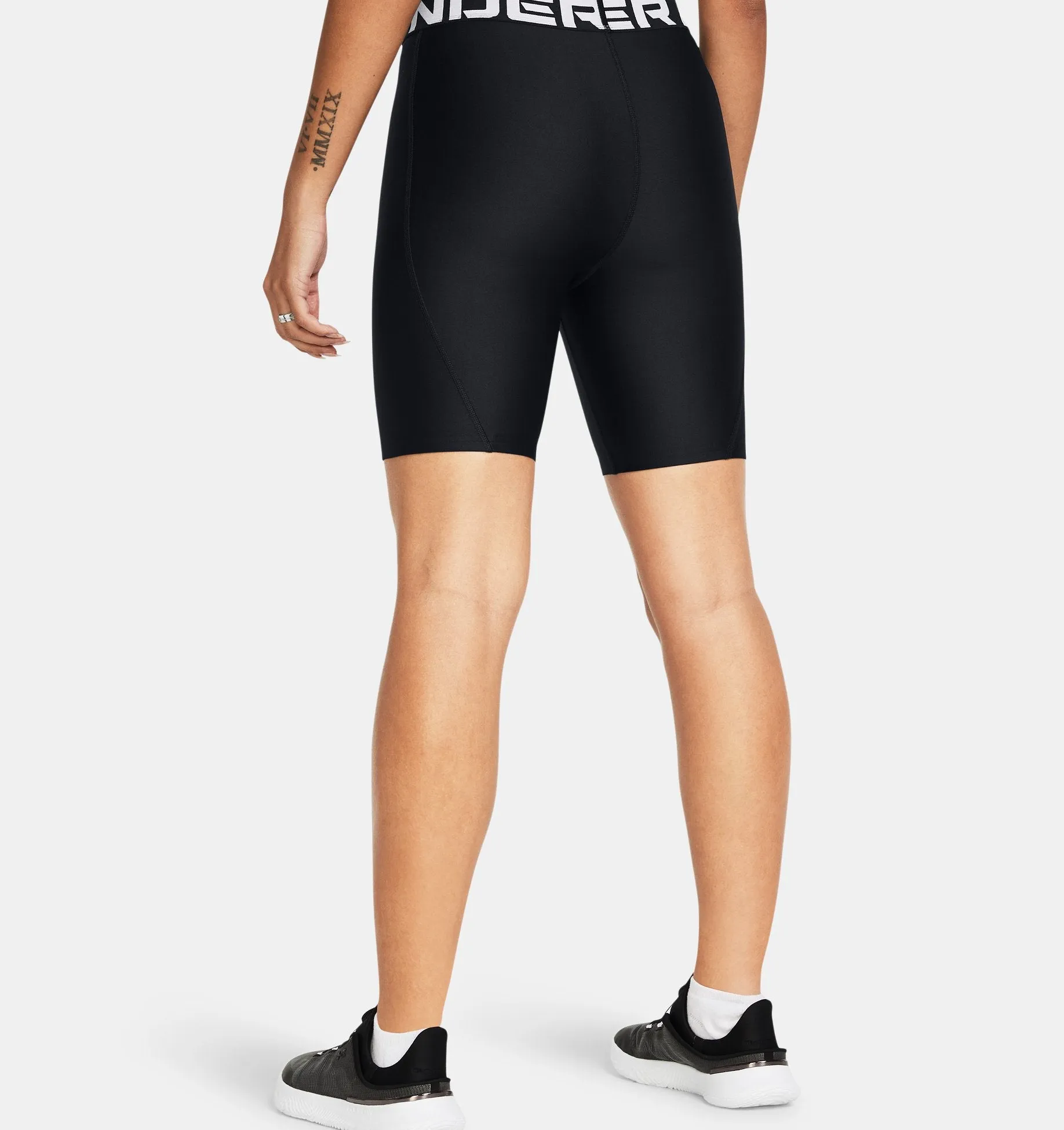 Women's HeatGear 8" Shorts